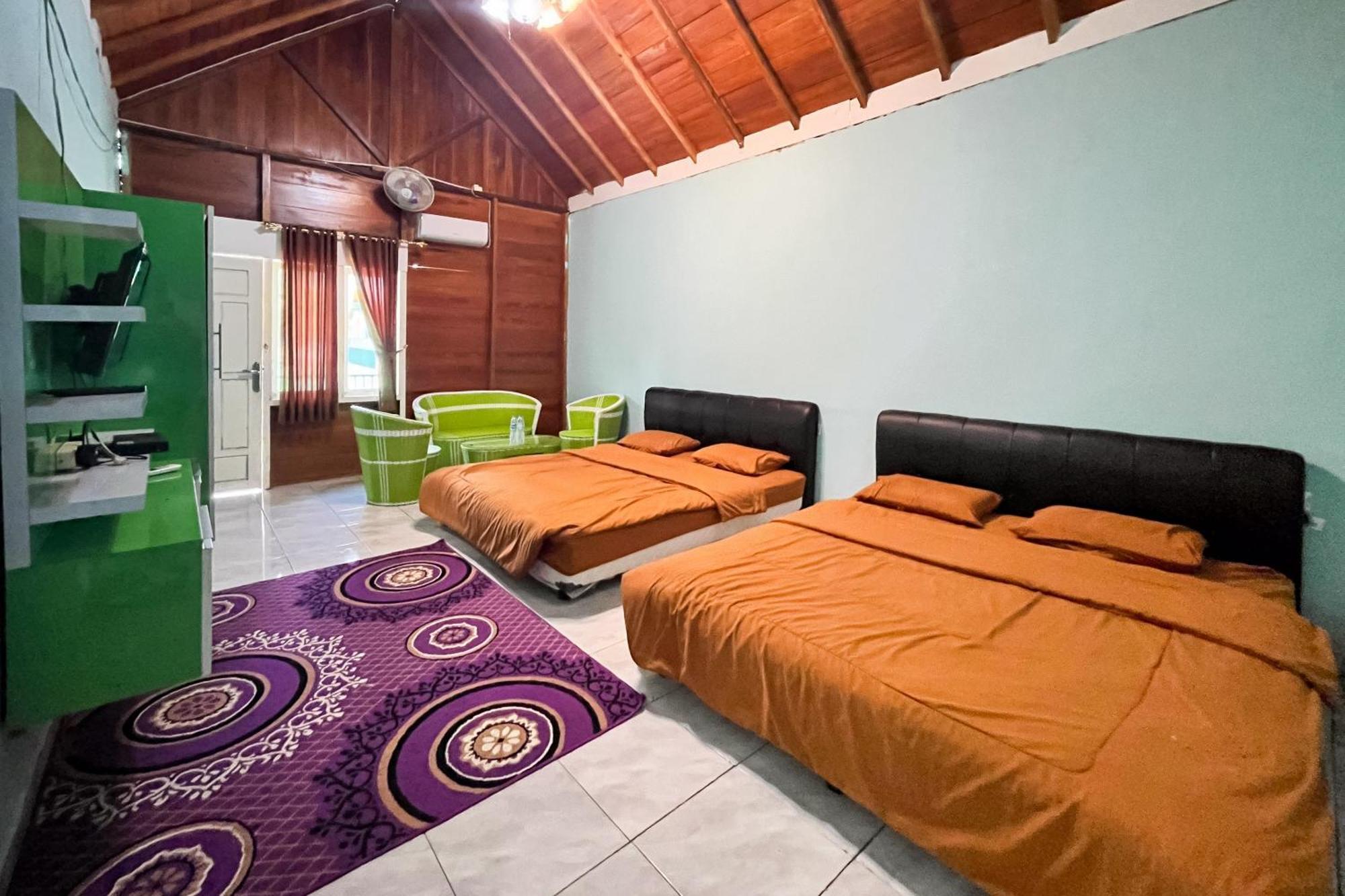 Reddoorz At Villa Waterfun Favour Pagar Alam Pagaralam Buitenkant foto