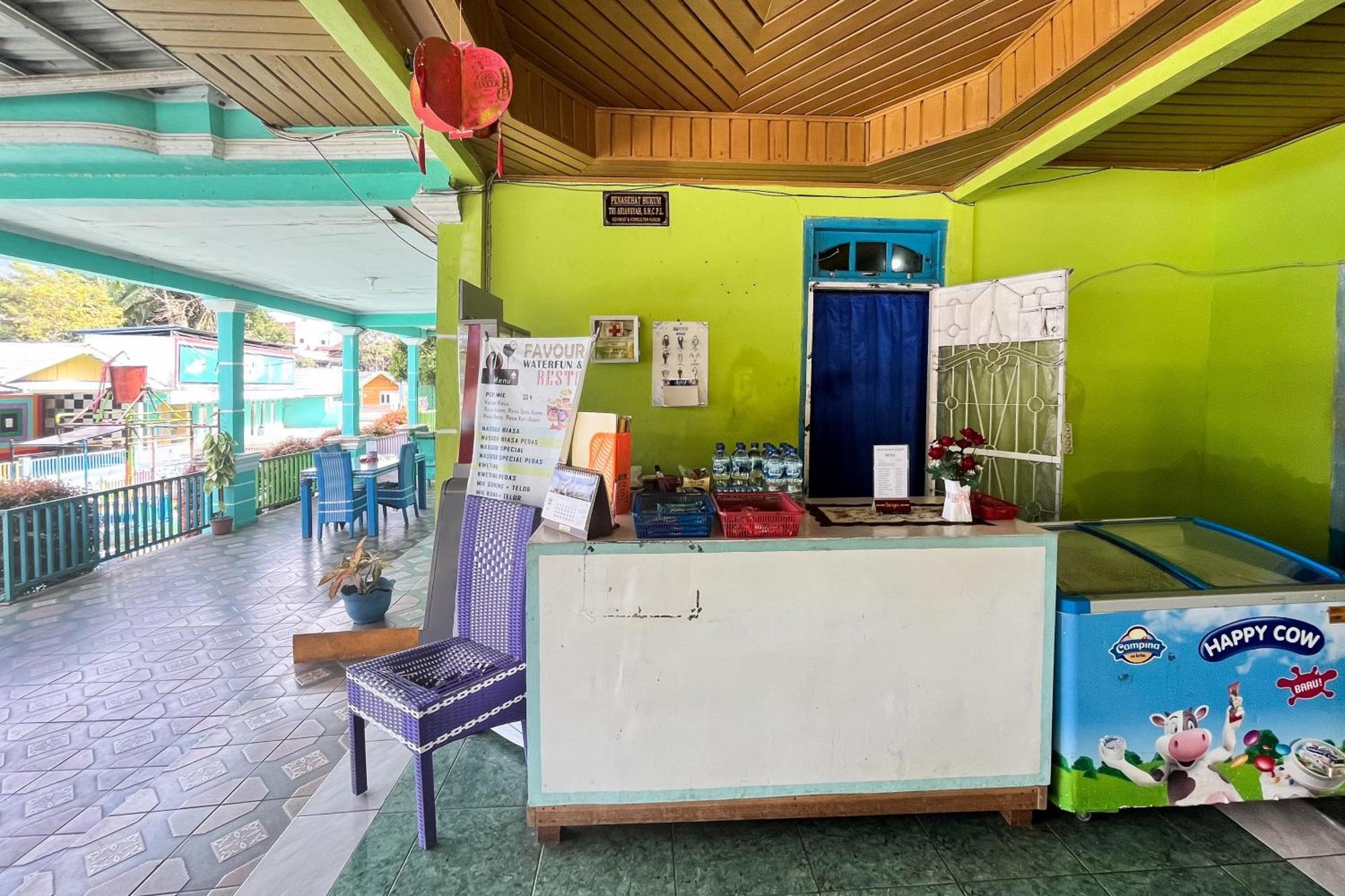 Reddoorz At Villa Waterfun Favour Pagar Alam Pagaralam Buitenkant foto