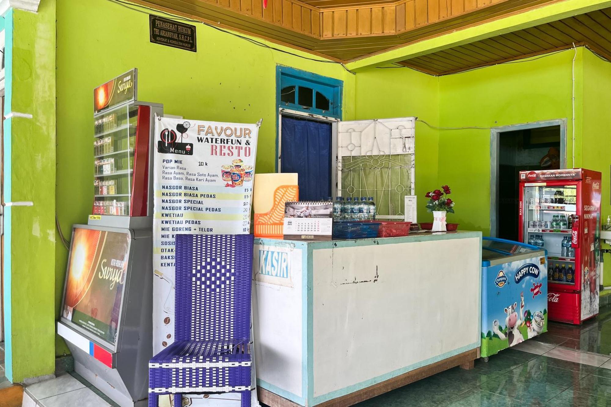Reddoorz At Villa Waterfun Favour Pagar Alam Pagaralam Buitenkant foto